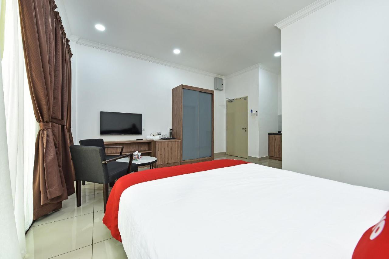 Capital O 90614 Cvia Ummul Hotel Padang Besar Exterior foto